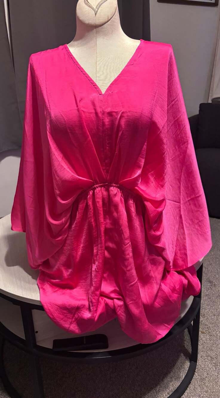 Aakaa Fuchsia Kimono Romper Size L